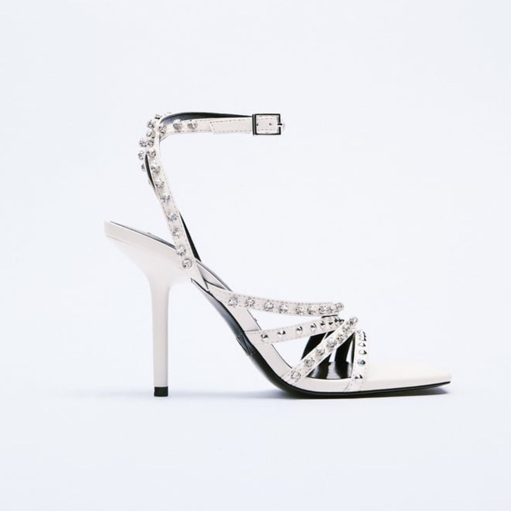 NWOT- Zara HIGH-HEEL STUDDED SANDALS. Size EU 39 - US 9